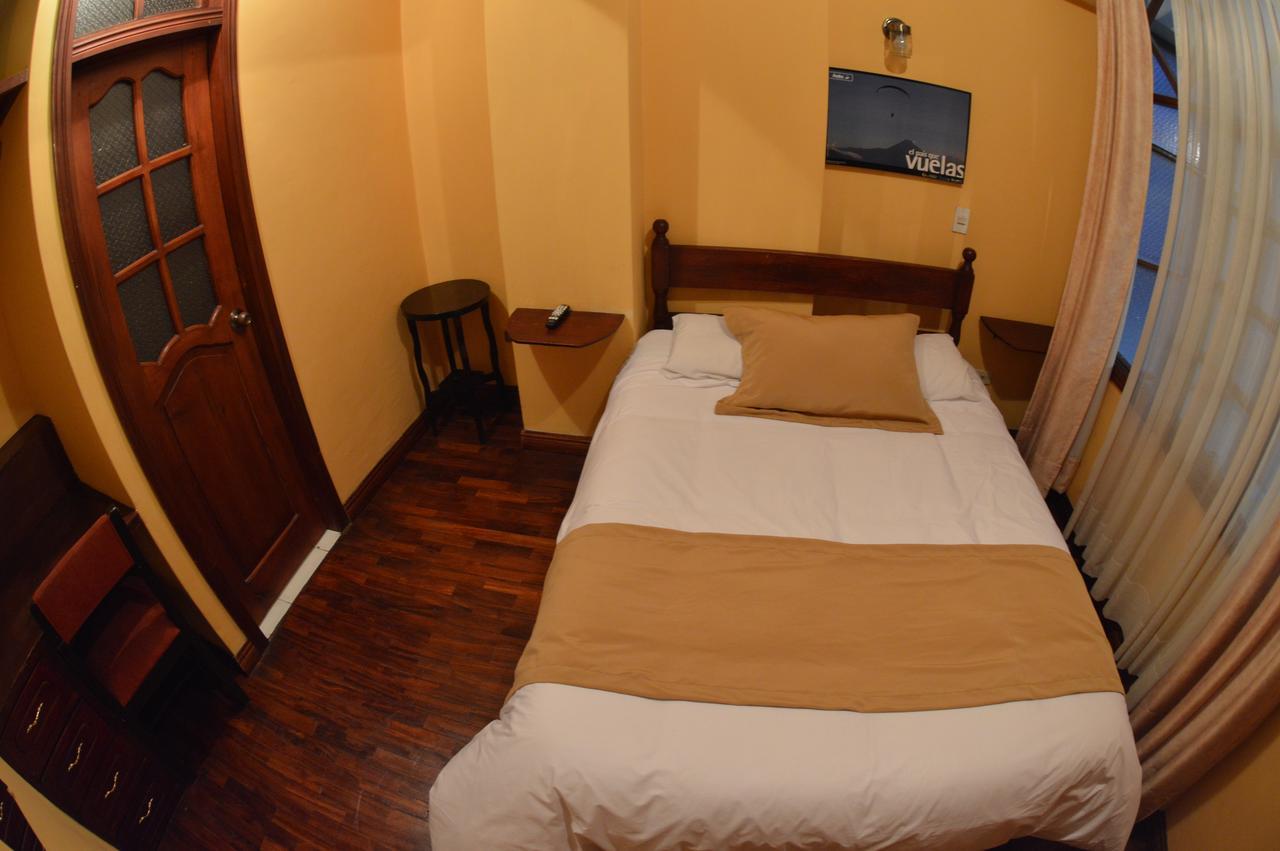 Hotel Estacion Riobamba Exterior photo